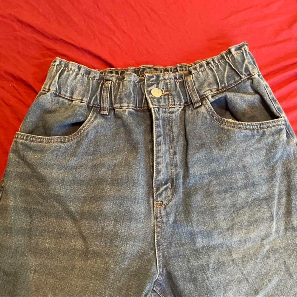 CHARLOTTE RUSSE high-waisted mom jeans!